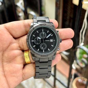 Fossil Men’s Chronograph Round Dial First Copy Watch in silver grey finish with black dial and stainless steel bracelet